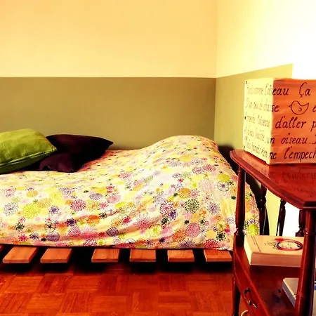 Cozy Flat For Music Lovers, 10 Min Walk From Tube Milan
